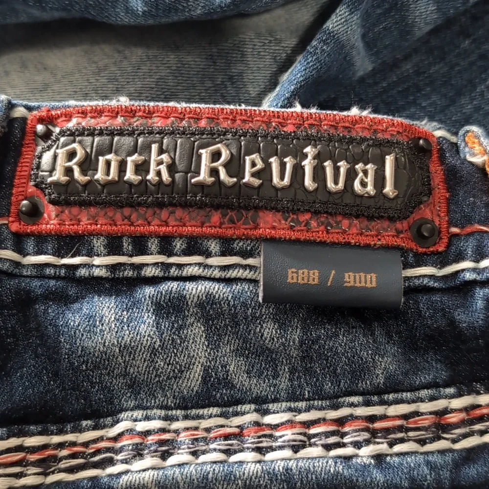 πΊπΈπ Host Special πΊπΈππ Rock Revival Collector's Edition - Rare - Picture 2 of 15